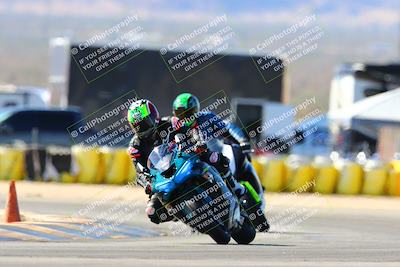 media/Feb-12-2022-SoCal Trackdays (Sat) [[3b21b94a56]]/Turn 2 (1045am)/